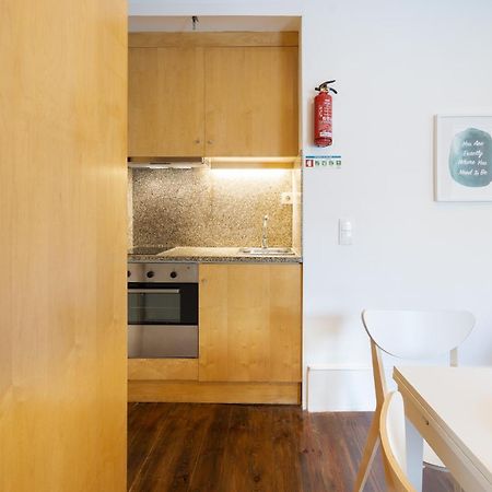 Host Wise - Modern Studios With Terrace - Walk Everywhere Porto Oda fotoğraf