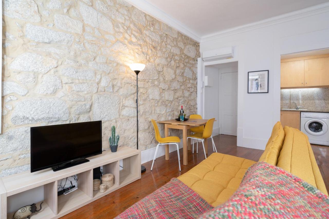 Host Wise - Modern Studios With Terrace - Walk Everywhere Porto Dış mekan fotoğraf