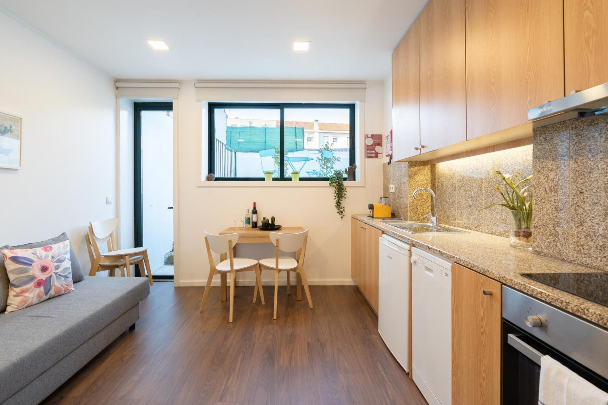 Host Wise - Modern Studios With Terrace - Walk Everywhere Porto Oda fotoğraf