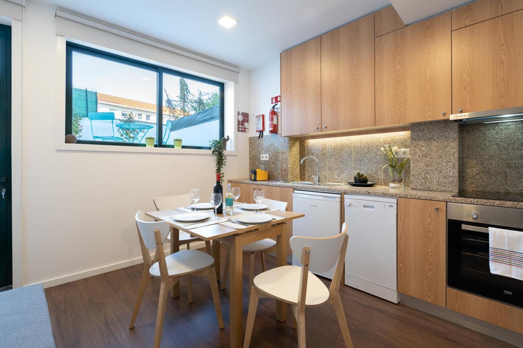 Host Wise - Modern Studios With Terrace - Walk Everywhere Porto Oda fotoğraf